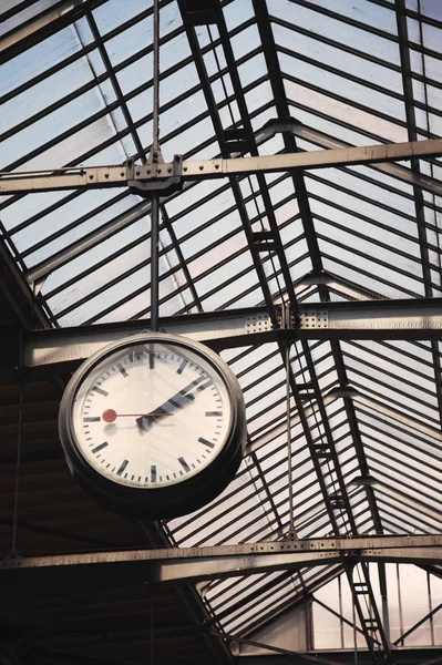 Old clock at a train station — Stock Photo, Image