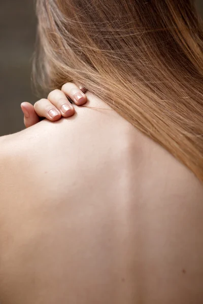 Conceito de dor no ombro e nas costas — Fotografia de Stock