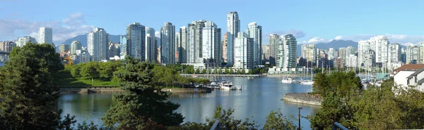 Vancouver BC skyline at False creek. — Stock Photo, Image