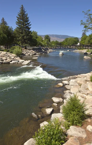 Riverflow in downtown Reno NV. — Stock Photo, Image