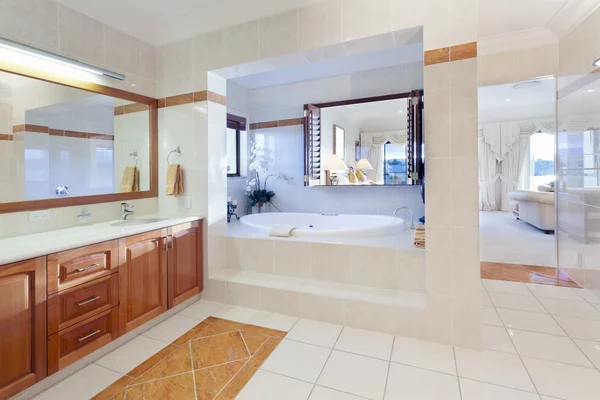 Stilvolles Badezimmer — Stockfoto