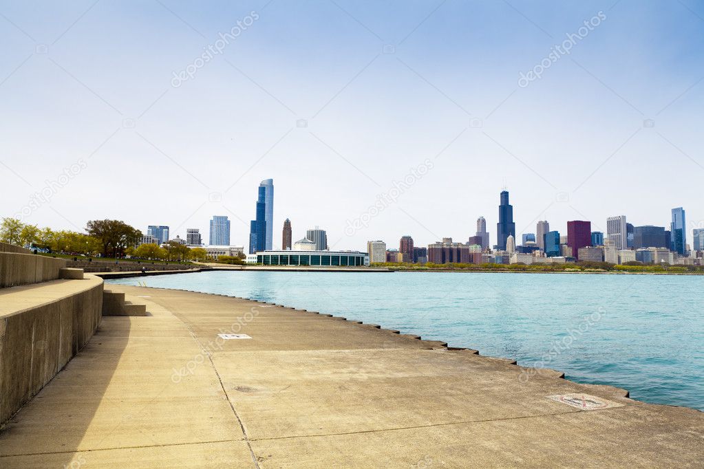 Bicycle path with downtown chicago in background