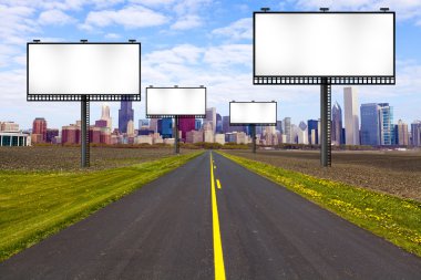 ülke yolda billboard