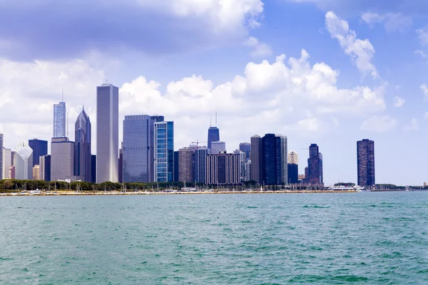 Центр міста Чикаго в день — стокове фото