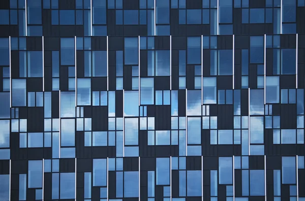 Mavi cam duvar — Stok fotoğraf