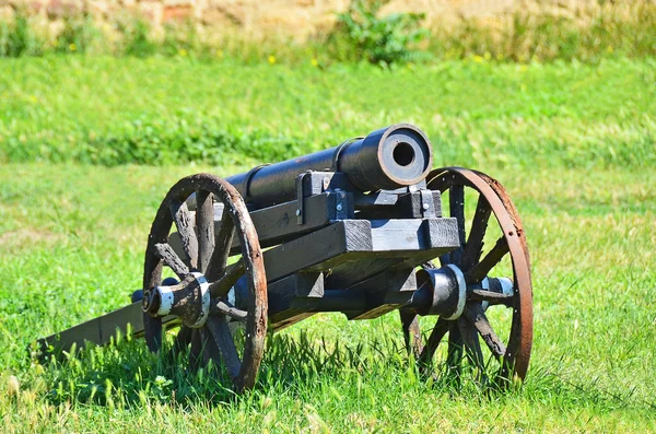 Cañón de artillería antigua — Foto de Stock