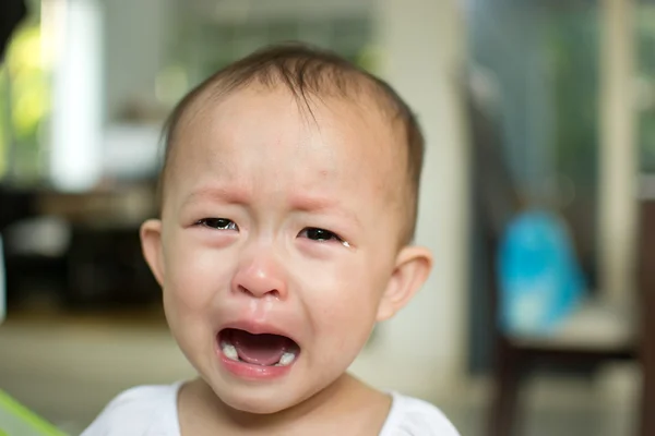 哭泣的女孩 — 图库照片