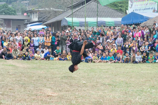 CHIANG RAI, THAILAND -DECEMBER 28: Tradition new year party and martial art shows of mong hill tribe ,Wiang pa pao where tourist daily visiting, December 28 2011 in Chiang rai, Thailand. — Stock Photo, Image