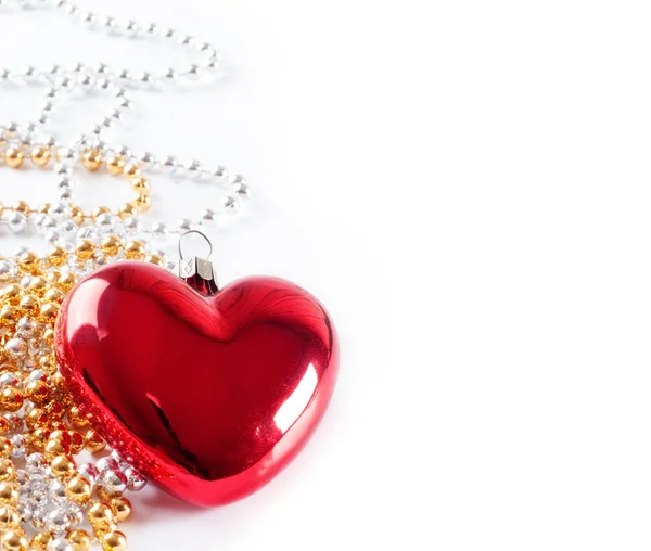 Red heart and beads — Stock Photo, Image