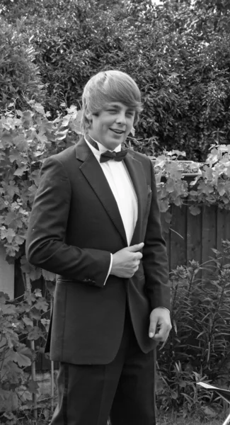 Teenager in prom suit — Stock Photo, Image