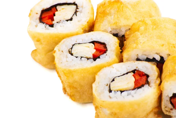 Tempura maki sushi eller djupa stekt rulle med paprika — Stockfoto