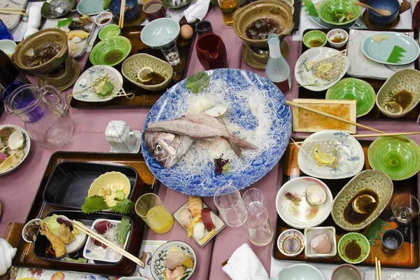Platos japoneses después de la cena — Foto de Stock