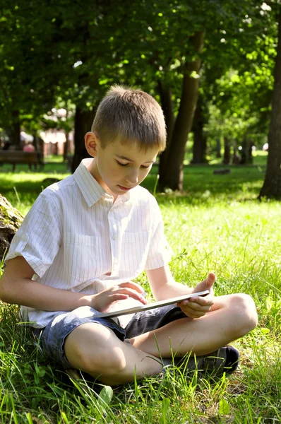 Boy with tablet pc — Stock Photo, Image