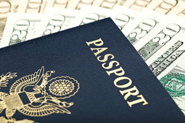 Amerikan para ile ABD pasaportu