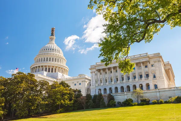 US Capitol and capitol hill — Stock Photo, Image