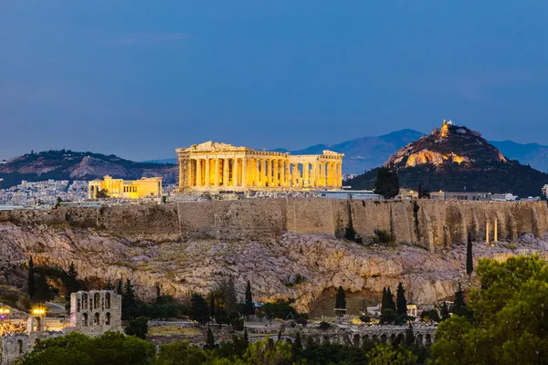 Visa på Akropolis på natten — Stockfoto