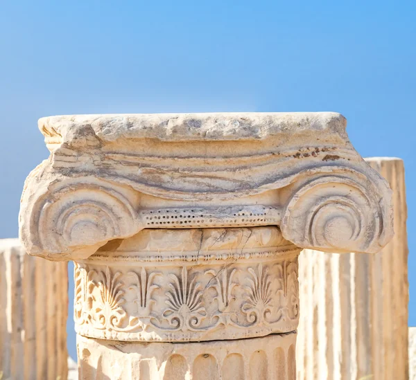 Antické řecké sloupec — Stock fotografie
