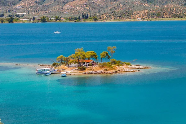 Pequeña isla, Grecia — Foto de Stock