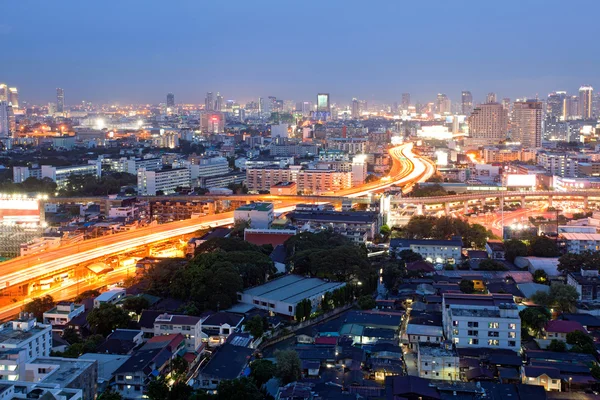 在黄昏的曼谷 dowtown — 图库照片