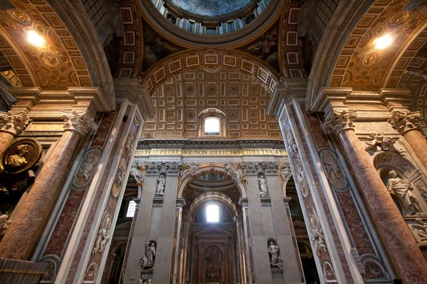 Vatikán interiér — Stock fotografie