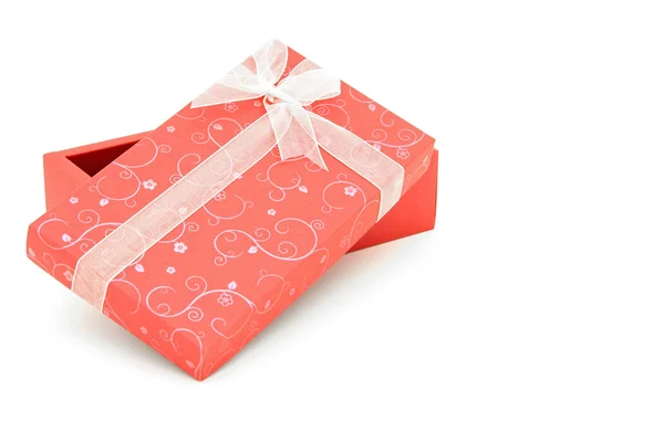 Перспектива изолированного открытого красного праздничного подарка коробка с сапсе для — стоковое фото