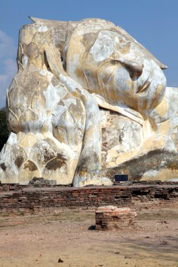 Giant reclining buddha ruin clipart