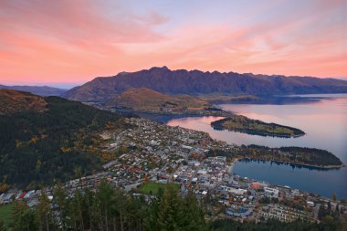 manzara queenstown bölgesi alacakaranlık, Yeni Zelanda