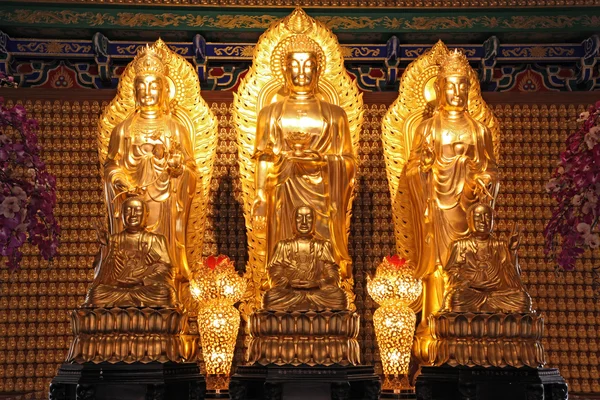 Buda dourada estilo chinês — Fotografia de Stock