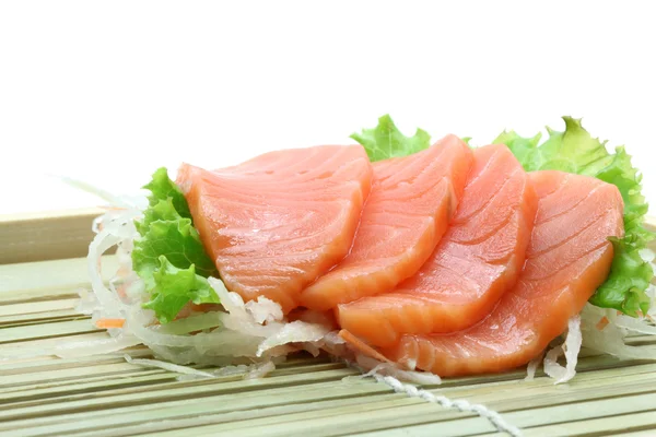 Салат з лососем сашимі — стокове фото