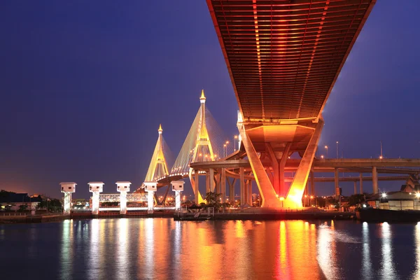 Промышленный мост — стоковое фото