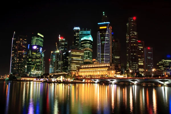 Landschap van wolkenkrabber in singapore zakenwijk — Stockfoto