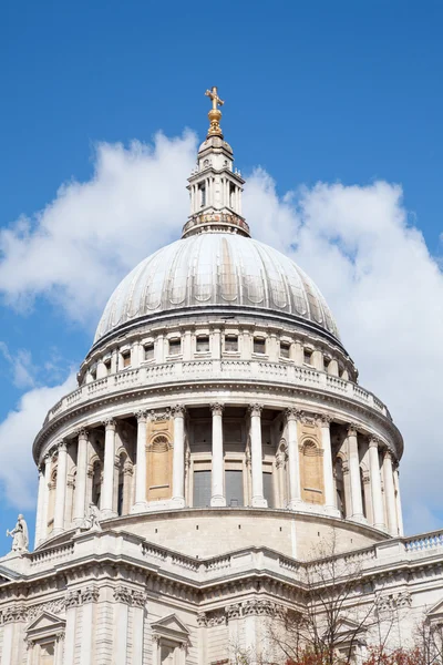 St. Pauluskathedraal koepel Londen — Stockfoto