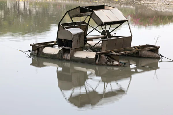 Metal wheel of watermill — Stock Photo, Image