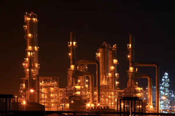 Rafineria ropy naftowej — Zdjęcie stockowe