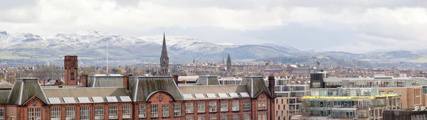 爱丁堡天际线的全景 — 图库照片