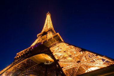 Eyfel Kulesi Paris Fransa