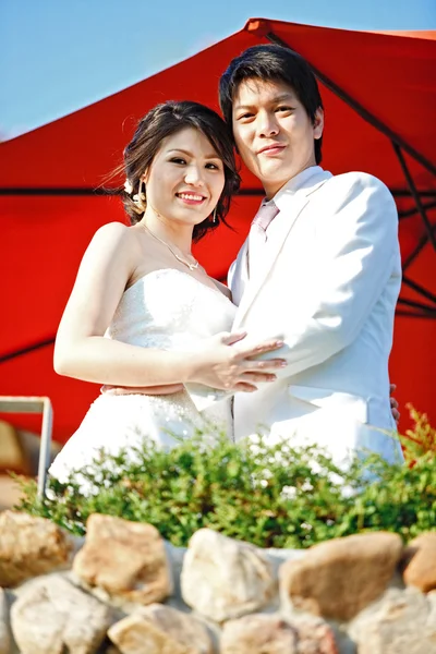 Ritratto di sposa e sposo — Foto Stock