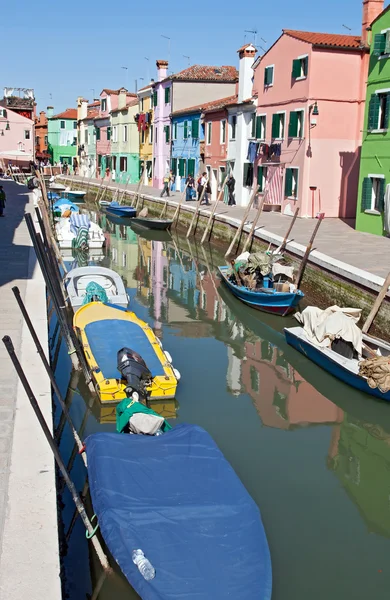 Viktigaste kanalen i burano Venedig Italien — Stock fotografie