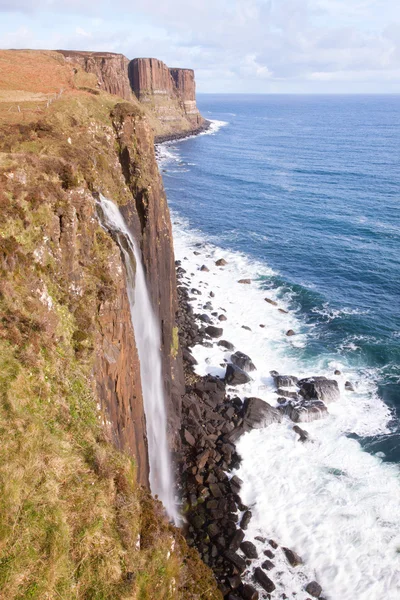 Kilt rock Waterfall Scotland — Stock Photo, Image
