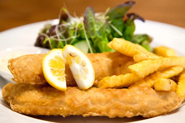 Fish and chips — Stock Photo, Image