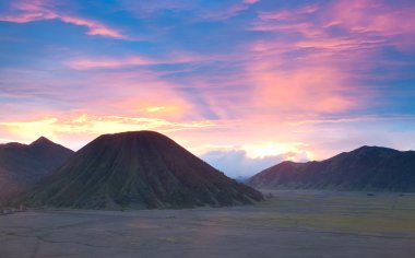 Bromo Dağı bölgenin milli park Endonezya