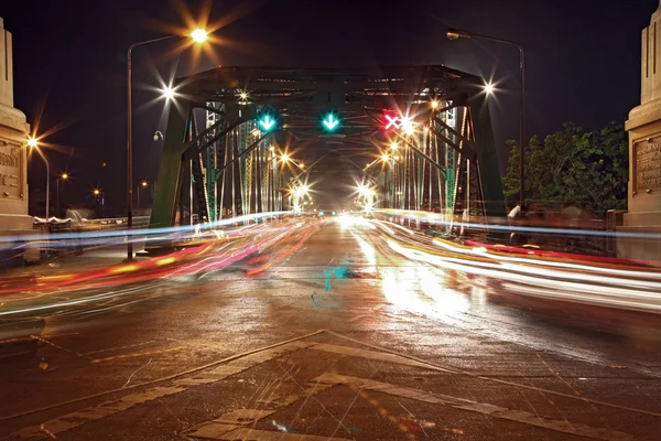 Світло стежка в рама 1 сталеві моста Харбор Бангкок — стокове фото