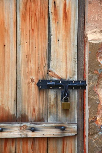 Дверь заперта — стоковое фото
