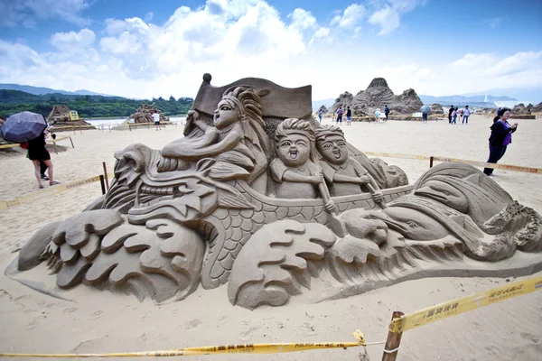 Dragon boat sand skulptur — Stockfoto