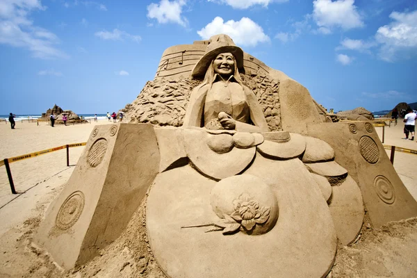 Cantante fong escultura de arena —  Fotos de Stock