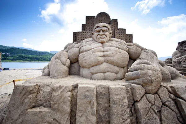 Sculpture en sable de Hulk — Photo