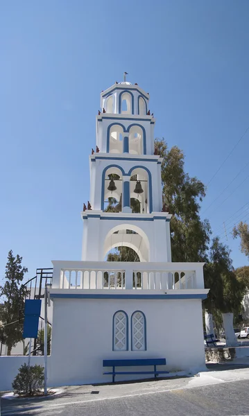 Grekisk kyrka klocktorn — Stockfoto