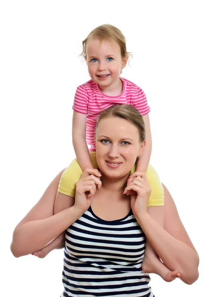 Glückliche Frau und kleines Mädchen isoliert auf weiß — Stockfoto