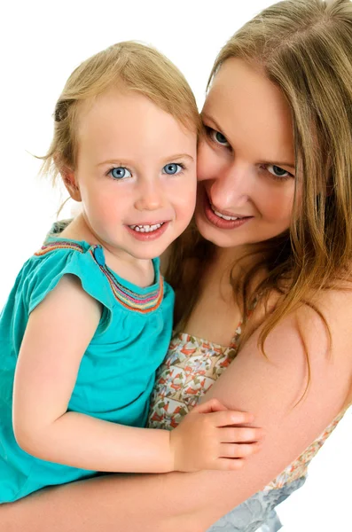 Сім'я: щаслива мати і дочка, ізольовані на білому — стокове фото