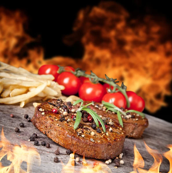 Beef steaks — Stock Photo, Image